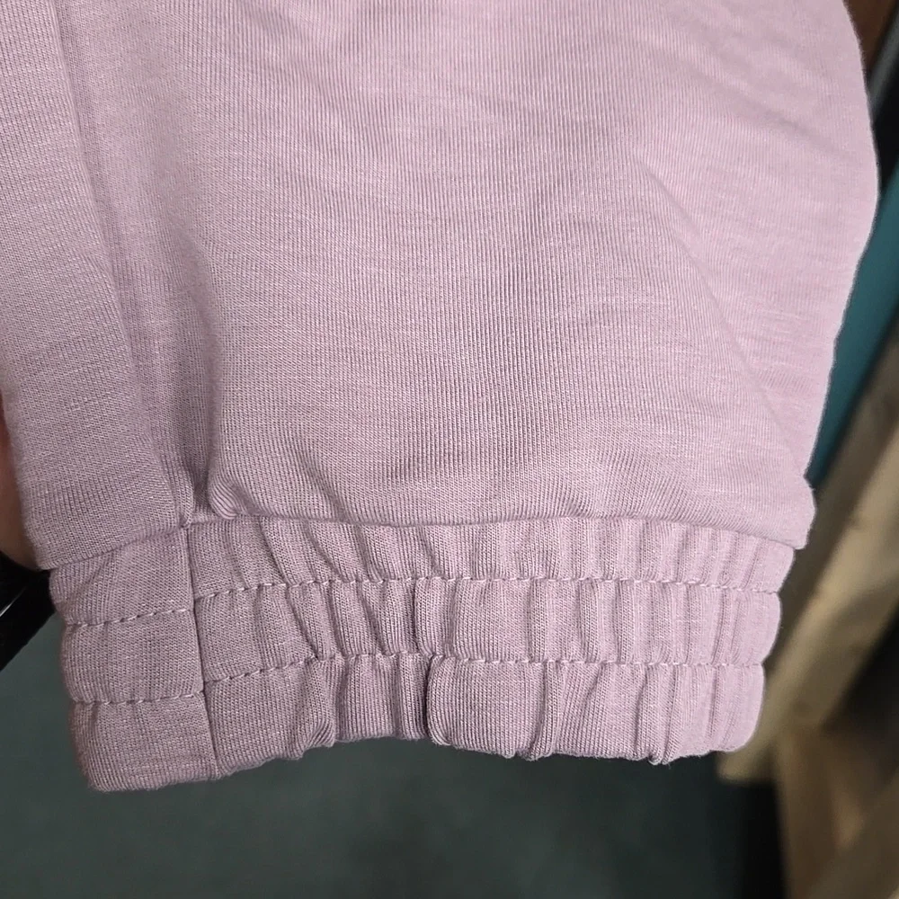 Puma Size S Lilac High Waisted Sweatpant - Picture 3 of 10